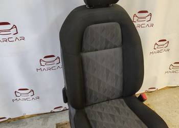 Fotel Prawy Przód Peugeot 301 Citroen C Elysee 2012–2017