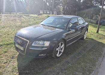 Syndyk sprzeda pojazd marki AUDI A8