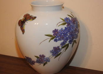 Piękny sygnowany porcelanowy wazon - niemiecki