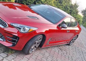 Kia stinger
