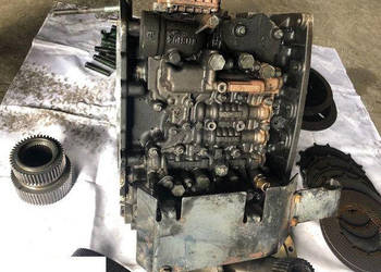 John Deere r134710 - Obudowa Skrzyni Power Quad