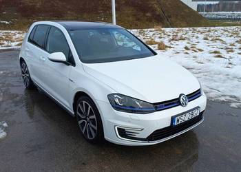VW Golf GTE hybryda plug in