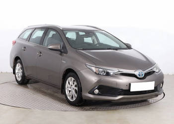 Toyota Auris Hybrid
