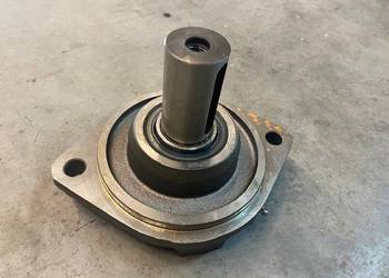 Oś 45mm Łożysko z obudową duże mocne solidne