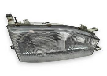 LAMPA PRAWA Toyota Camry III prawy przód przednia EUROPA 110-75424