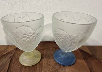 Śliczne masywne 2 kielich deserowe