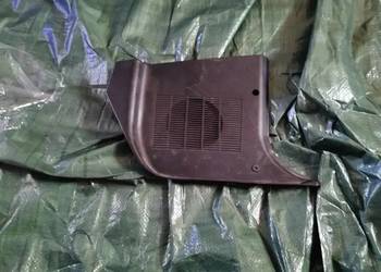 Maskownica głośnika prawy przód BMW E34