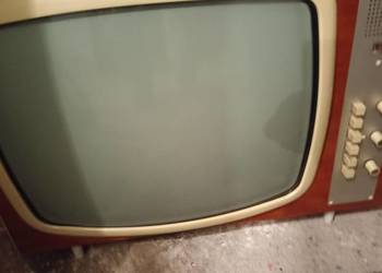 Stary telewizor lampowy Ametyst S-47-N