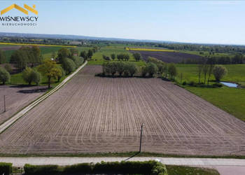 Działka 1246 m² w Wikrowie pod dom lub usługi