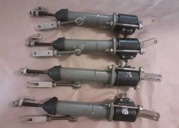 Mechanizm unieruchamiania silnika  do czołgu T-72A