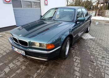 Piękne BMW 730i w manualu z vinu! Po grubym serwisie, kolor ascot-grun