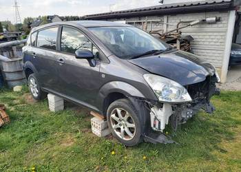 Toyota Corolla Verso 1.8 2007 r. Całość lub na części, Anglik