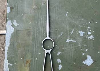 Hak chirurgiczny 3 zębny ostry 22,5 cm
