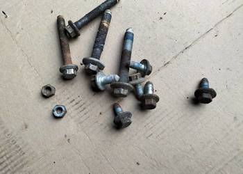 OPEL ASTRA F ŚRUBA ŚRUBY SANEK PRZEDNIEJ ŁAWY BELKI ZAWIESZENIA