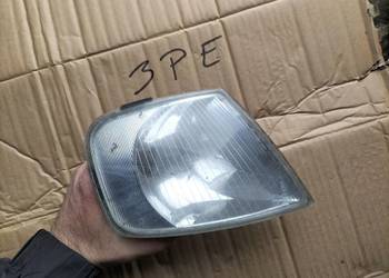 KIERUNKOWSKAZ MIGACZ PRAWY AUDI Audi A3 S3 8L