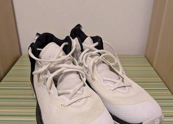 Buty Nike zoomrev II 40