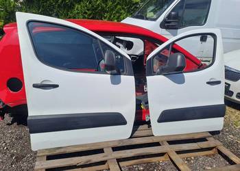 Citroen Berlingo II 20008-2018r.maska błotniki drzwi zderzak kod EWPA
