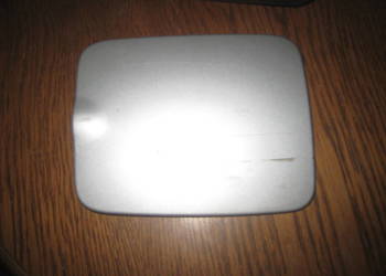 Klapka wlewu paliwa kompletna Volvo s60 s80 v70 II xc70 xc90 srebrna 426-26