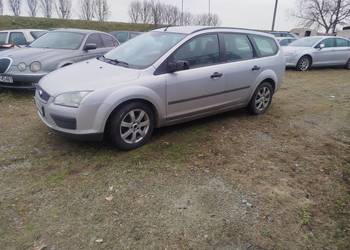 ford focus 2005 1.6 cdti kombi male spalanie ropy