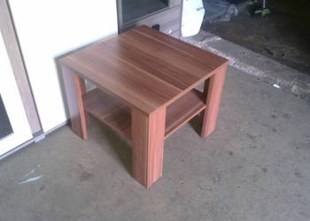 Stolik kawowy(Kasztan wenge lub śliwa)Nowy