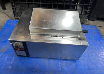 Laboratoryjna łaźnia wodna Mammert