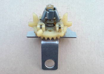 Regulator obrotów wewnętrzny Briggs&Stratton Quantum Series 625 650 675