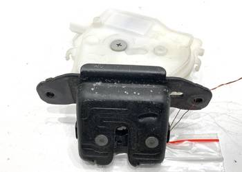 ZAMEK KLAPY TYŁ TOYOTA YARIS III Hatchback