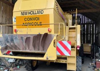 Kombajn zbożowy New Holland tx62. Sprzedam,zamienię na większy po żniwach