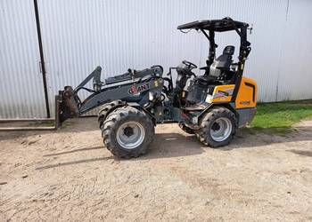 Ładowarka Giant G2500 HD X-TRA