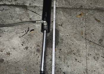 Siłownik hydrauliczny