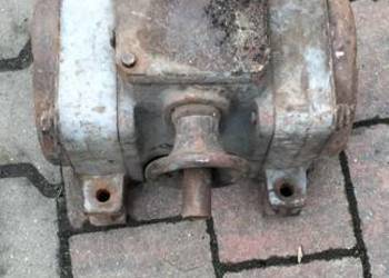 Elektrowibrator Inducta 0.7kW