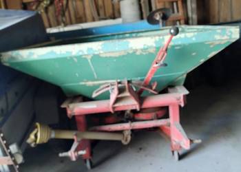 Rozsiewacz nawozów Rauch zs600 N Komet