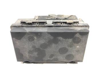 SKRZYNKA BEZPIECZNIKÓW FIAT GRANDE PUNTO 51701704 Hatchback 1.3 75KM