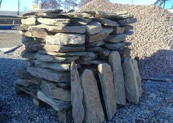 Kamienie ścieszkowe, kamienie ozdobne ogrodowe, kora sosnowa, grys, otoczak