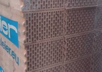 Pustaki ceramiczne leier