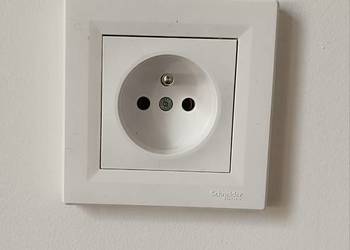 Elektryk- gniazdka, lampy, włączniki. | Dobrodzień i okolice