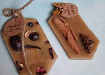 Zawieszki woskowe zapachwe. Wosk do kominka.