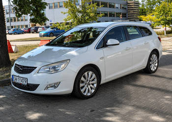Opel Astra J 1,7CDTI 2011 r.