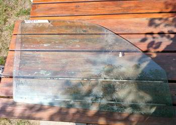 VW Golf 3 5D szyba drzwi Lewy Przód