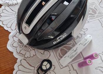 Kask rowerowy z oświetleniem led