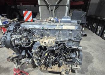 Silnik Case Quadtrac 5802812095