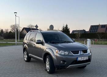 Mitsubishi Outlander 2