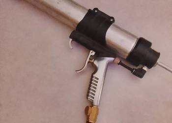 Pistolet pneumatyczny do kleju itp.