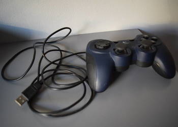 Pad Logitech dual action USB