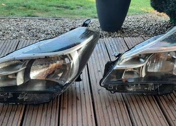 LAMPY PRZEDNIE TOYOTA YARIS III