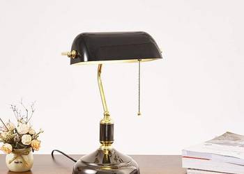 Czarna lampa stołowa w stylu vintage