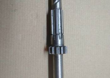 Cz 175 wałek główny, nowy oryginał