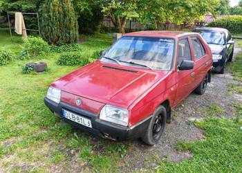 Skoda Favorit 1.3 benzyna Sprawna podłoga bez rdzy