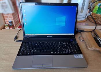 Laptop Samsung NP3530EC