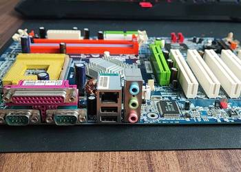 Płyta GigaByte K7 Triton GA-7N400S-L